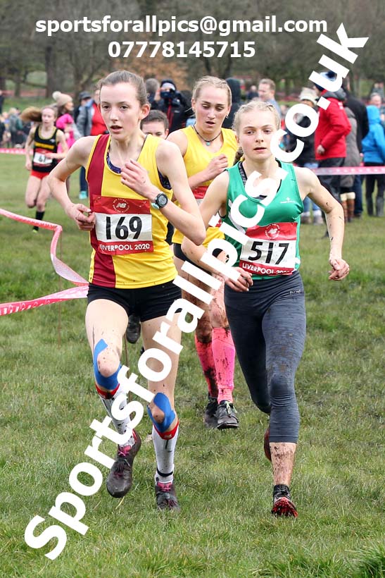 Intermediate girls, 2020 New Balance English Schools Champs., Sefton Park, Liverpool. Photo: David T. Hewitson/Sports for All Pics